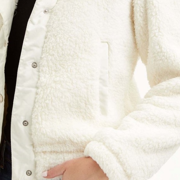 NWT Steve Madden Off-White Fleece Snap Up Jacket Woman’s Plus Size Large - Picture 3 of 4